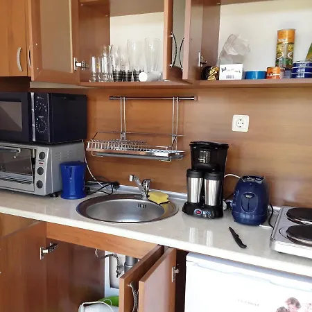 250 M море Apartman