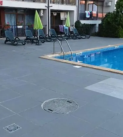 250 M море Свети Влас